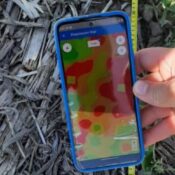 Descubre EasyGIS: Navega en tiempo real por los mapas de ambientación de tus potreros, optimizando tu gestión agrícola de manera eficiente.